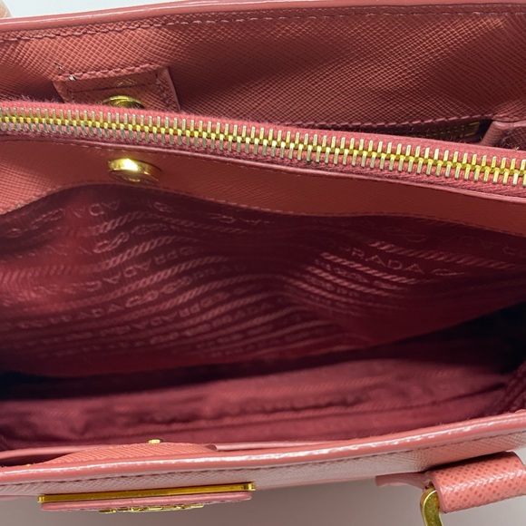 Prada Tamaris Saffiano Lux tote BN1874 - Picture 4 of 12